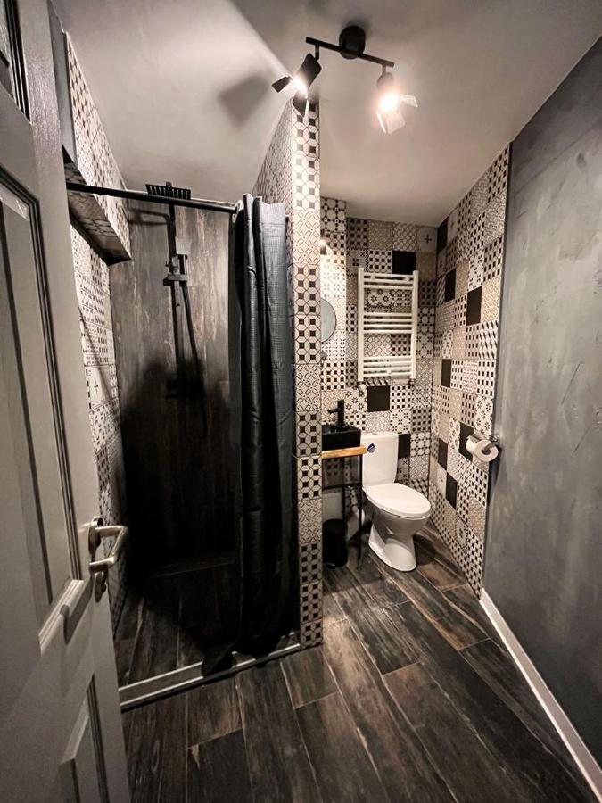 Studio G1 Moinesti Ngoại thất bức ảnh