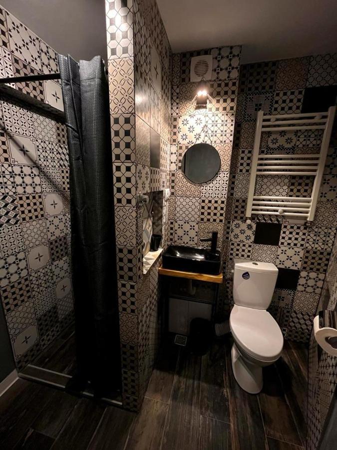 Studio G1 Moinesti Ngoại thất bức ảnh